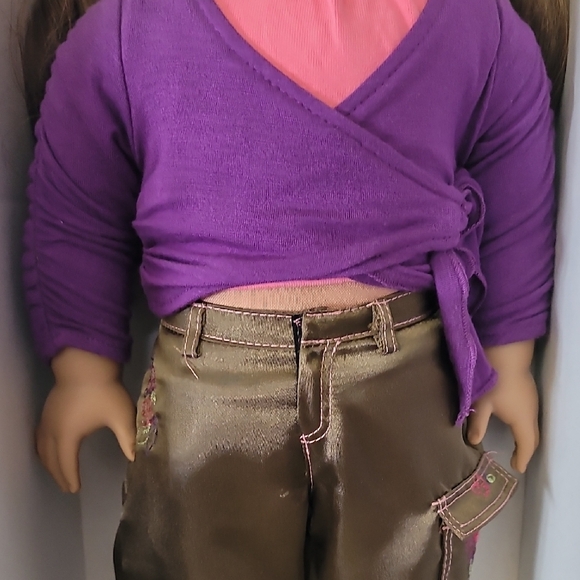 American Gir MARISOL l Doll in Purple Top and Brown Pants - Picture 4 of 12